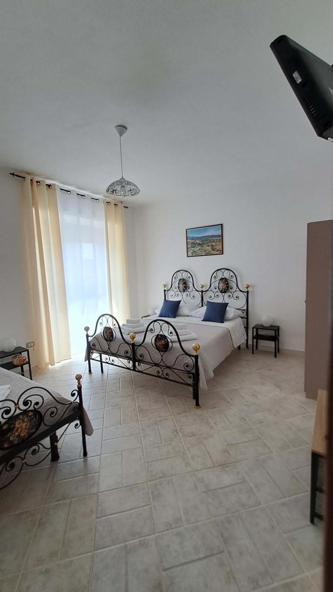 La Tappa Del Vignaiolo Home Mamoiada Εξωτερικό φωτογραφία