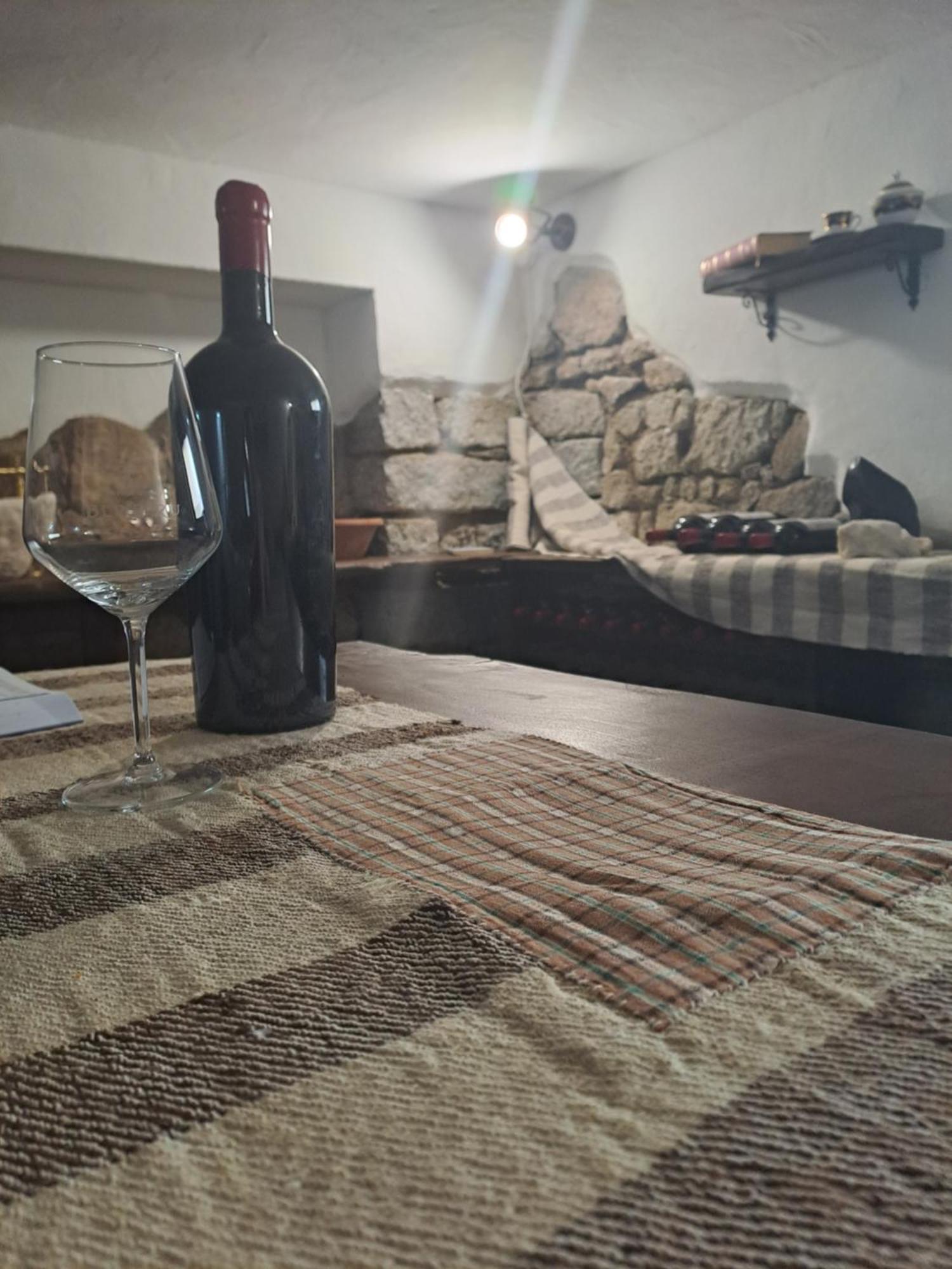 La Tappa Del Vignaiolo Home Mamoiada Εξωτερικό φωτογραφία