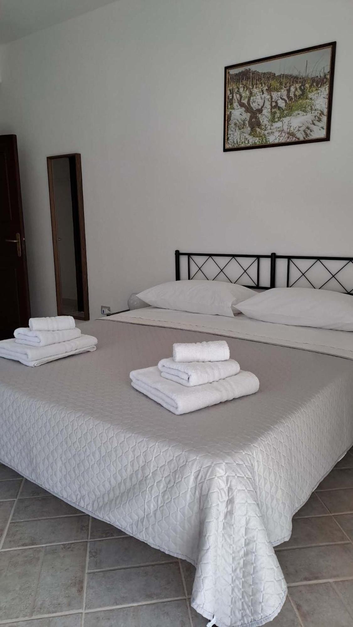 La Tappa Del Vignaiolo Home Mamoiada Εξωτερικό φωτογραφία